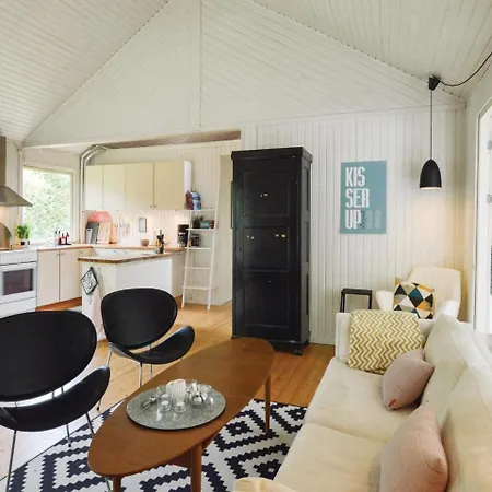 Four-bedroom Holiday In Holbak Tatil Evi